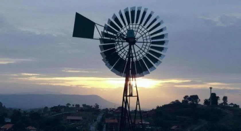 Dern Din Du Dao Resort