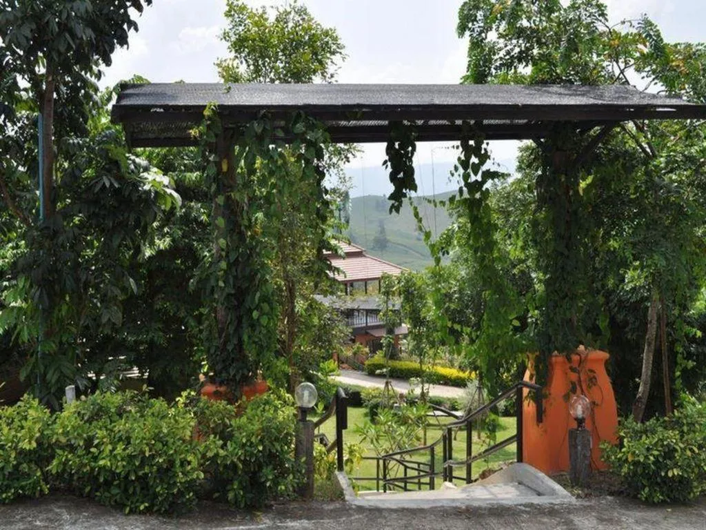 Dern Din Du Dao Resort