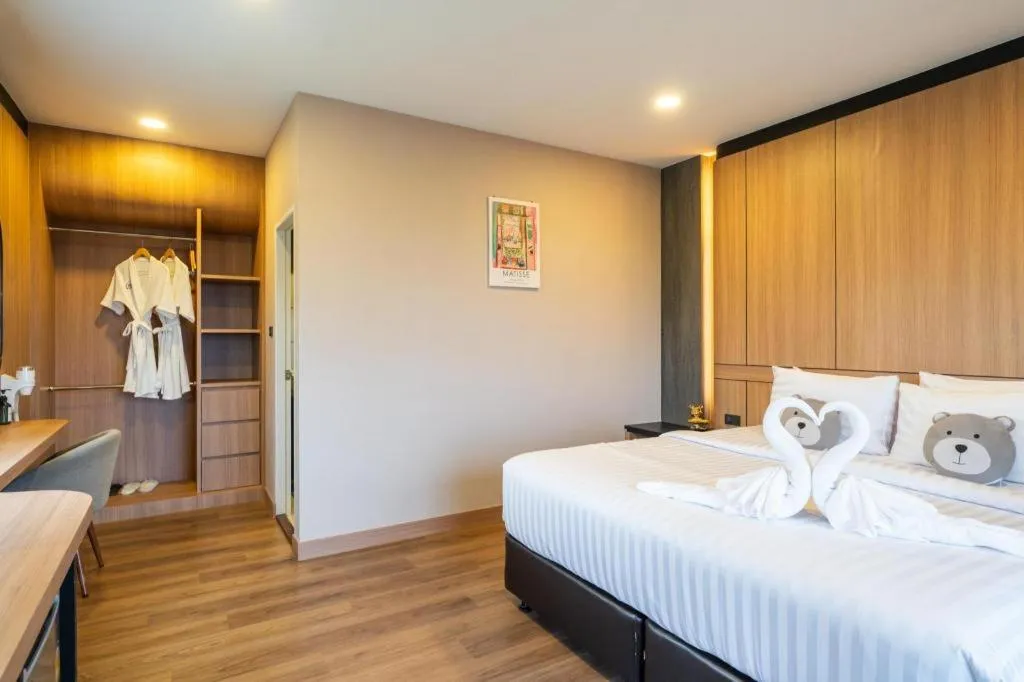 Bed in 180 All Day All Season