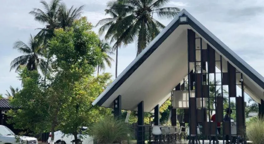 CoCo Tree Resort