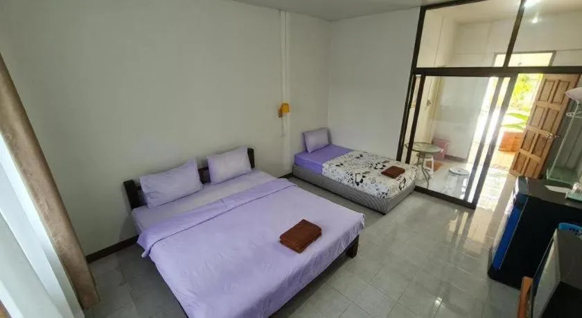 Bed in Khemthong Resort 9