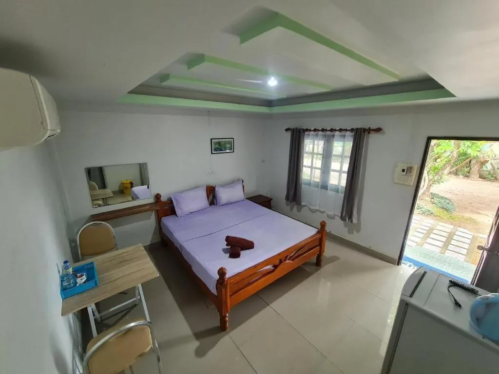 Bed in Khemthong Resort 9