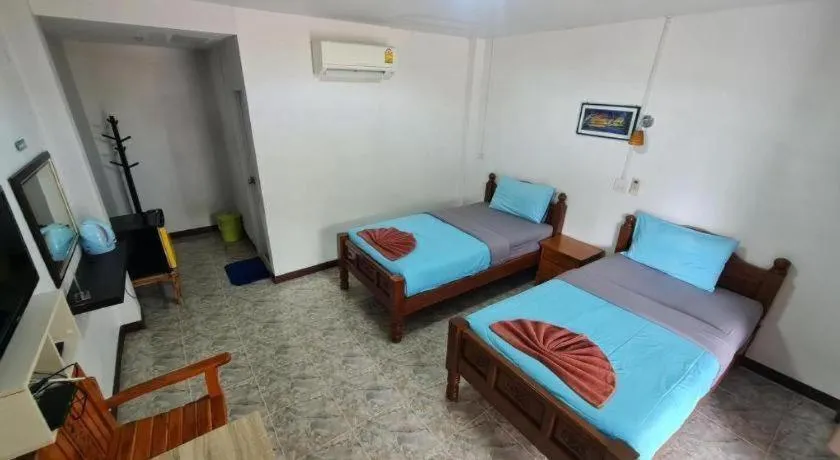 Bed in Khemthong Resort 9