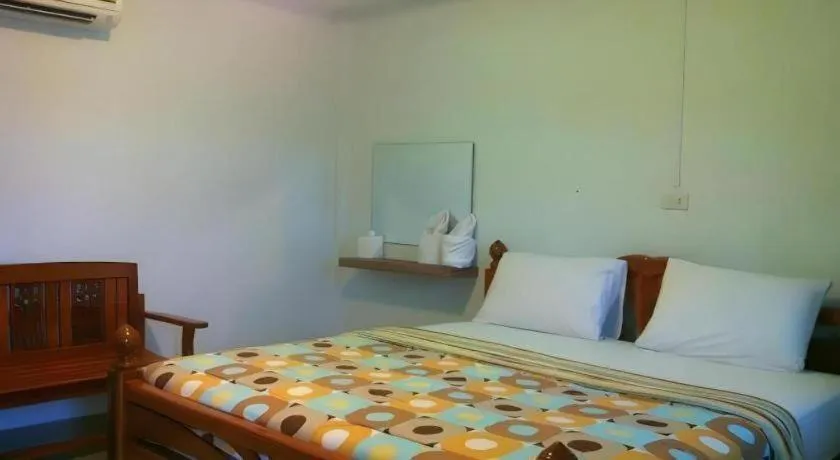 Bed in Khemthong Resort 9