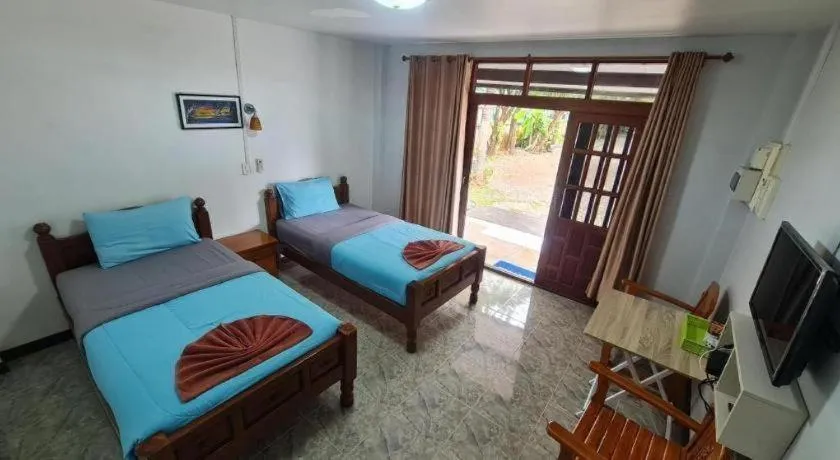 Bed in Khemthong Resort 9