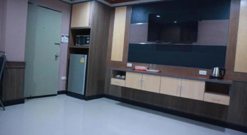 Phetlada Pavilion & Resort