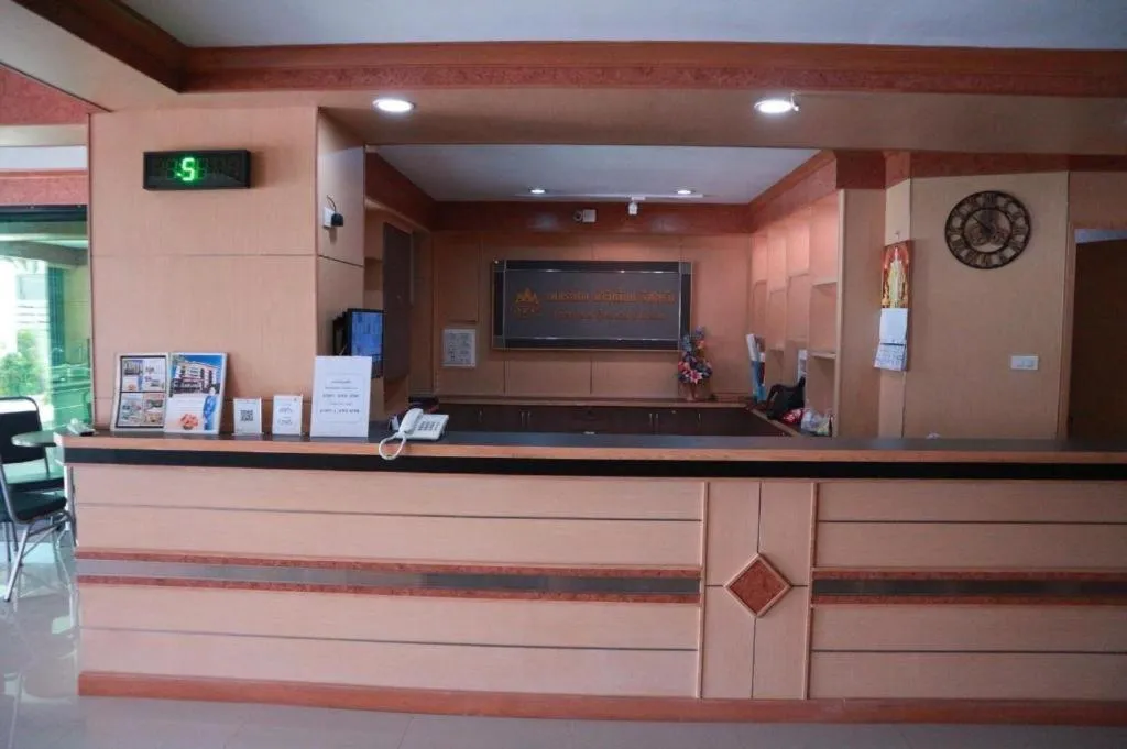 Phetlada Pavilion & Resort