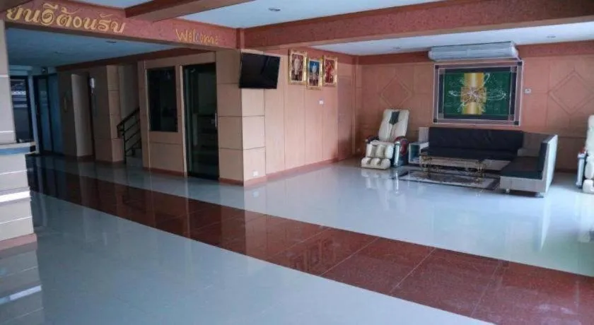 Phetlada Pavilion & Resort