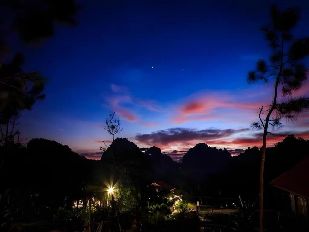 Maan Mek Talay Mok Resort