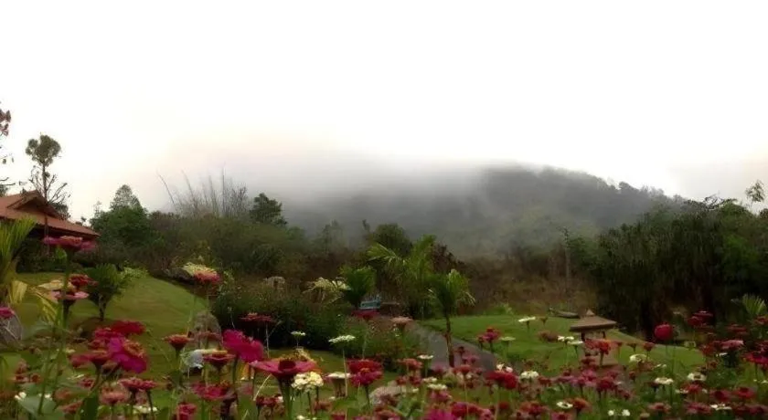 Maan Mek Talay Mok Resort