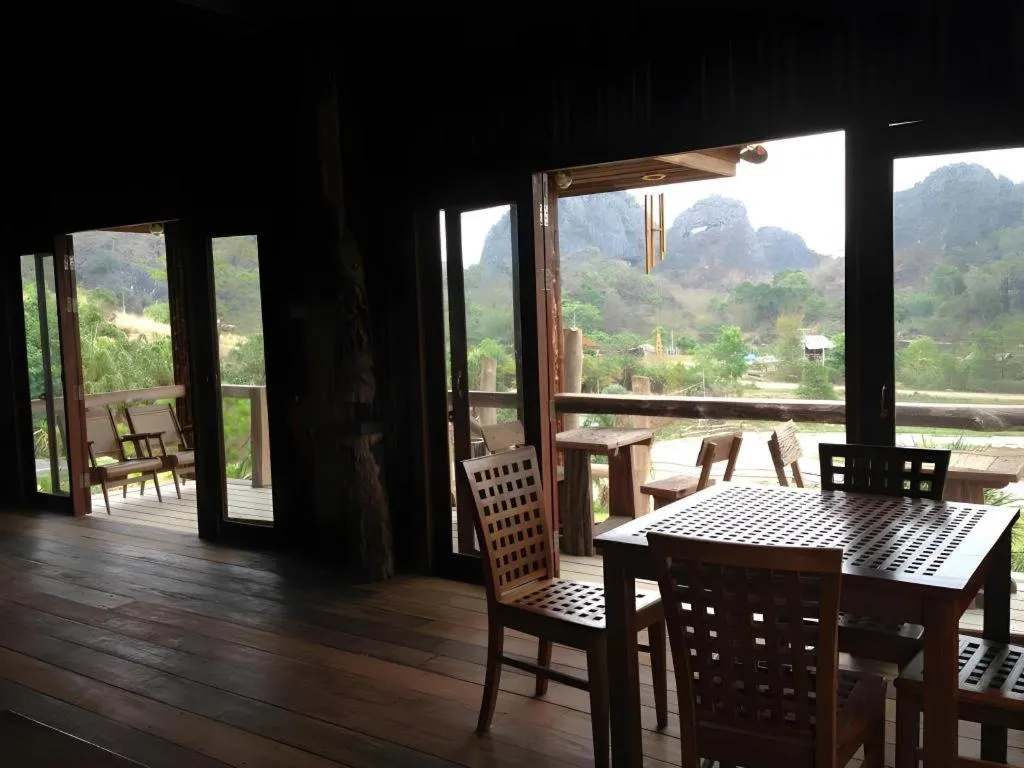 Maan Mek Talay Mok Resort