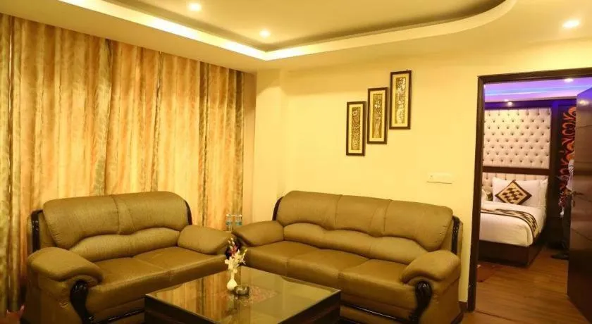 The Pearl Grand Hotel