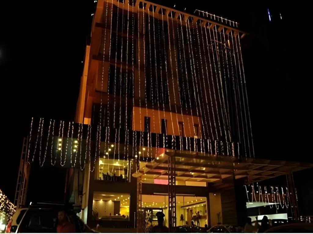 The Pearl Grand Hotel