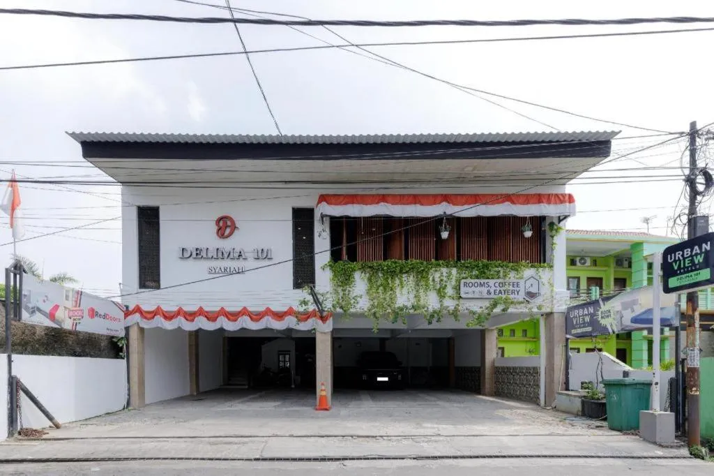 Urbanview Hotel Delima 101 Syariah