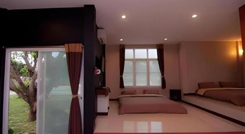 Bed in T.Tao Garden Home