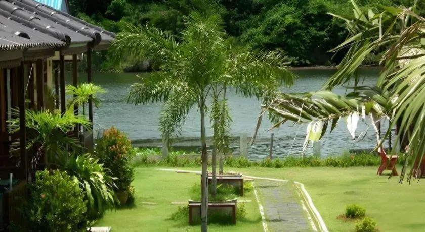 Bambooya Resort