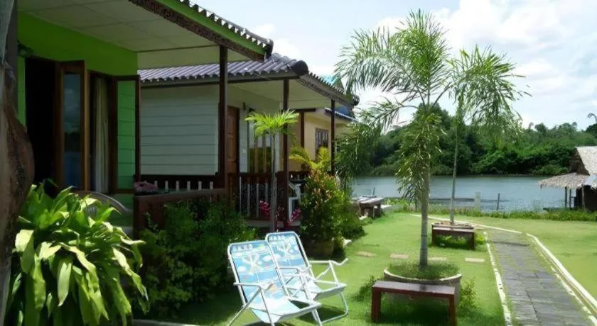 Bambooya Resort