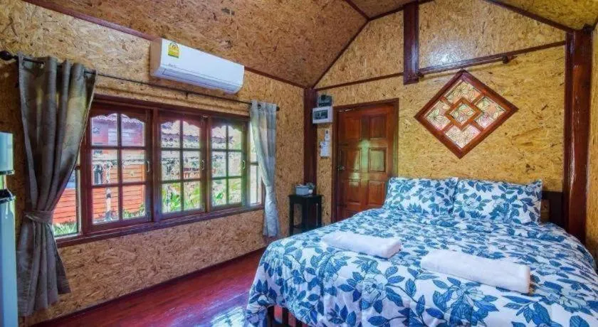 Bed in wisahome hua hin