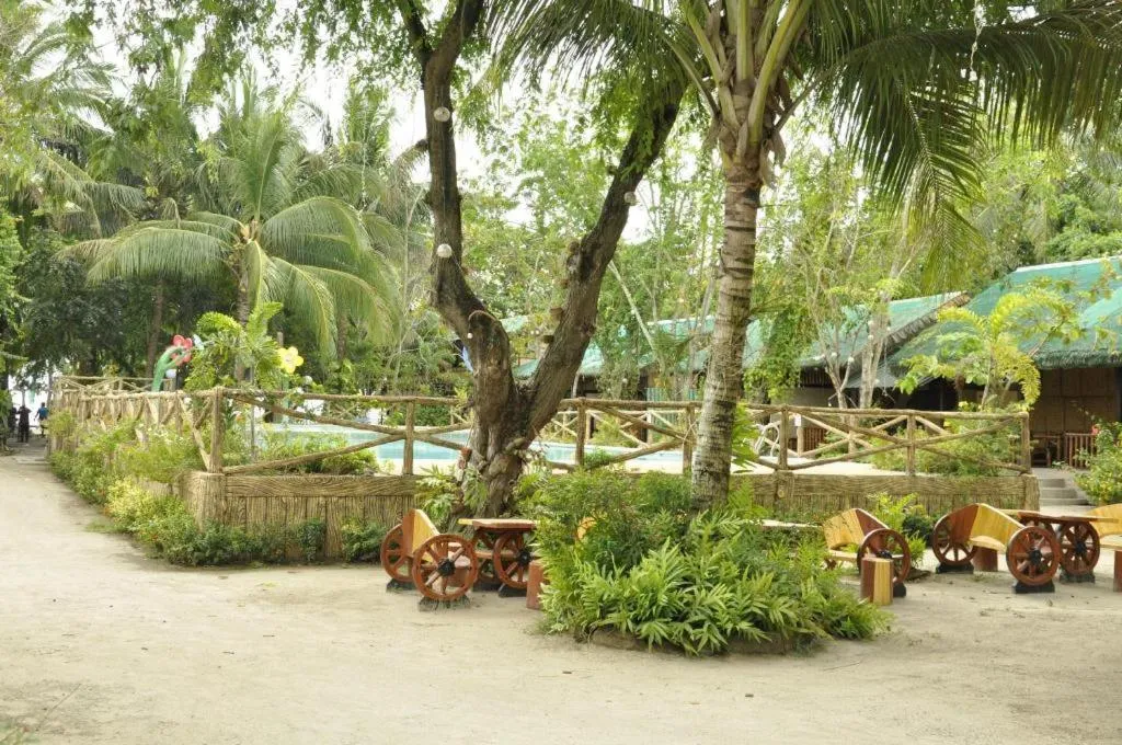 Paseo Verde Beach Resort