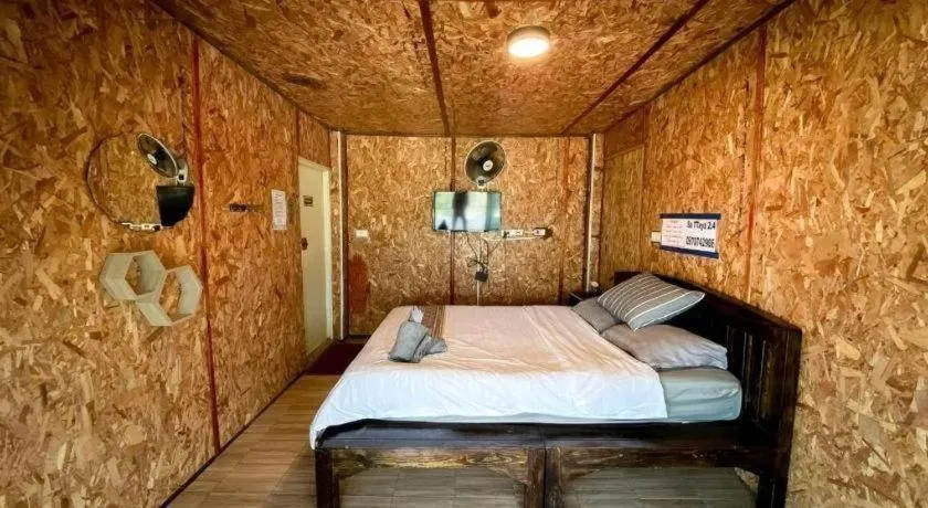 Bed in Rai Hyod Mei Resort