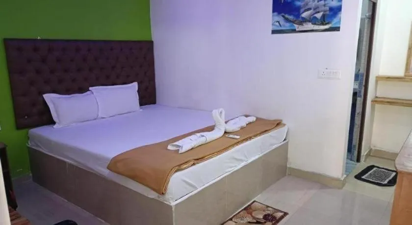 Bed in Sea View Beach Resort