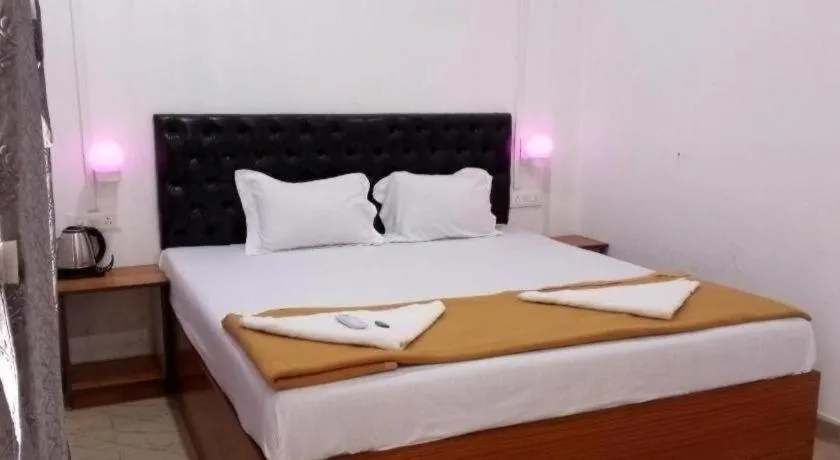 Bed in Sea View Beach Resort