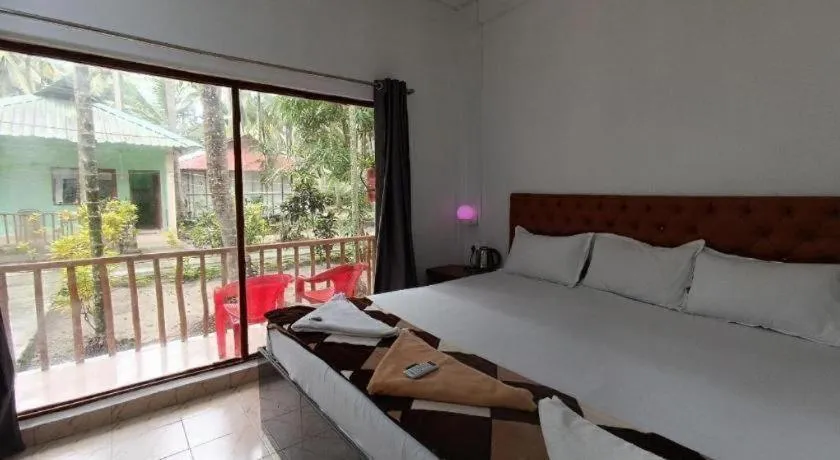 Bed in Sea View Beach Resort