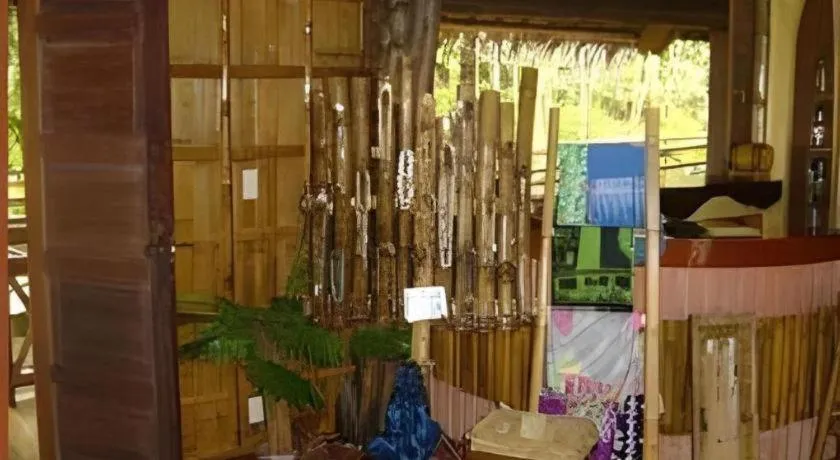 Nataasan Beach Resort and Dive Center