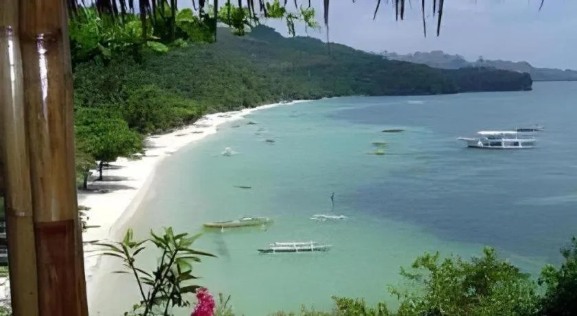 Nataasan Beach Resort and Dive Center