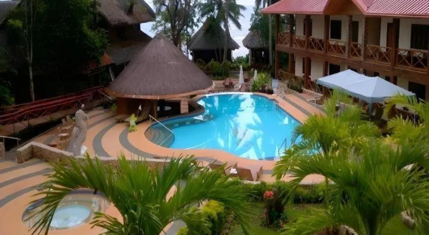 Nataasan Beach Resort and Dive Center