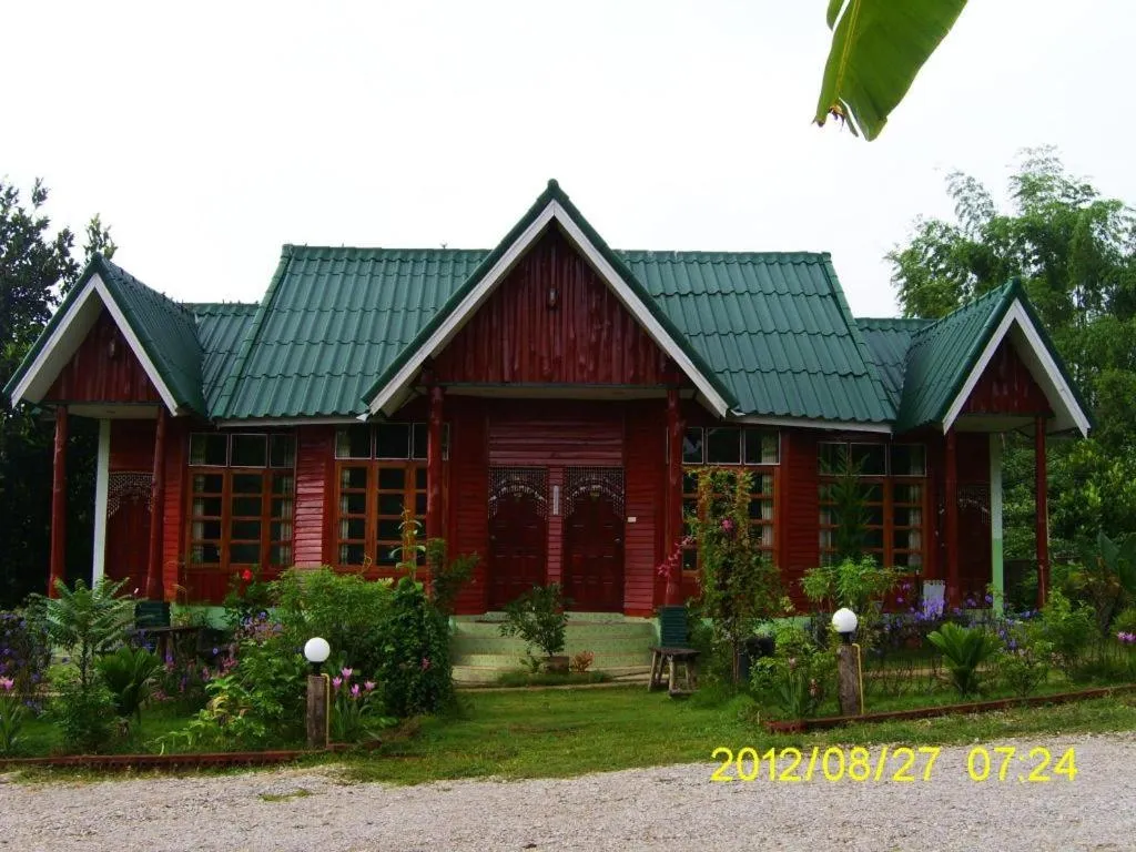 Chiangkhan Greenview Resort