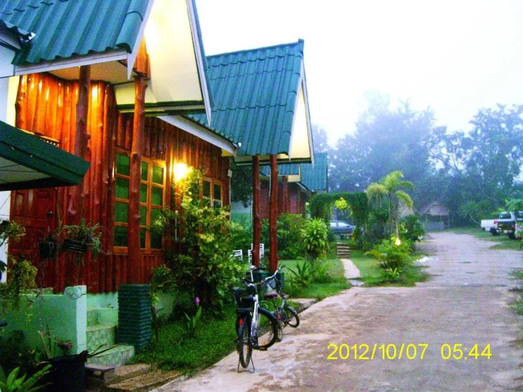 Chiangkhan Greenview Resort
