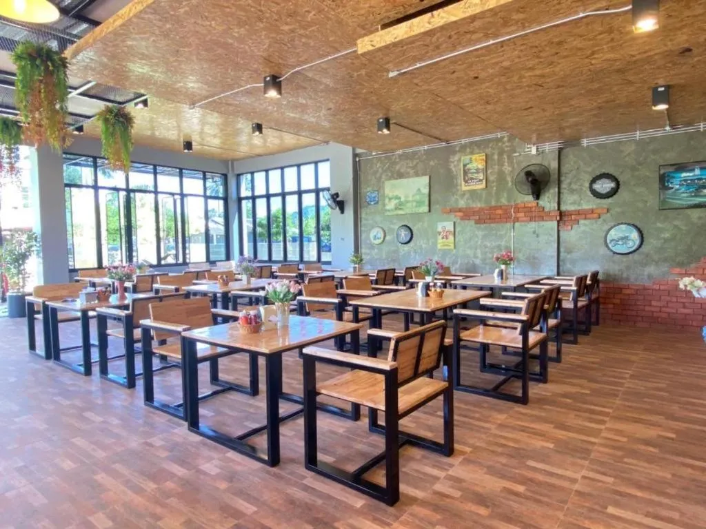 Riverside Hill Resort and Restaurant