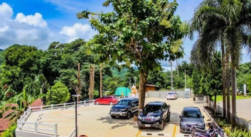 Riverside Hill Resort and Restaurant