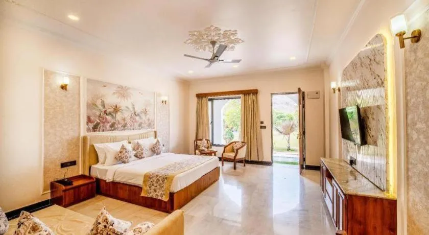 Bed in Kavish Holiday Hill Resort n Spa - Udaipur