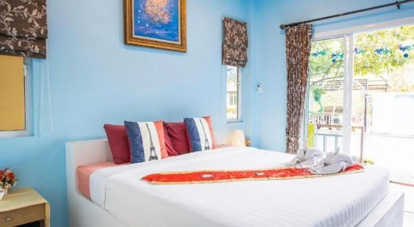 Bed in Charm Resort Cha-am