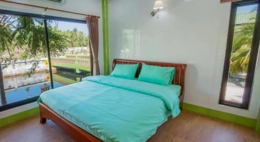 Bed in Coconut Resort