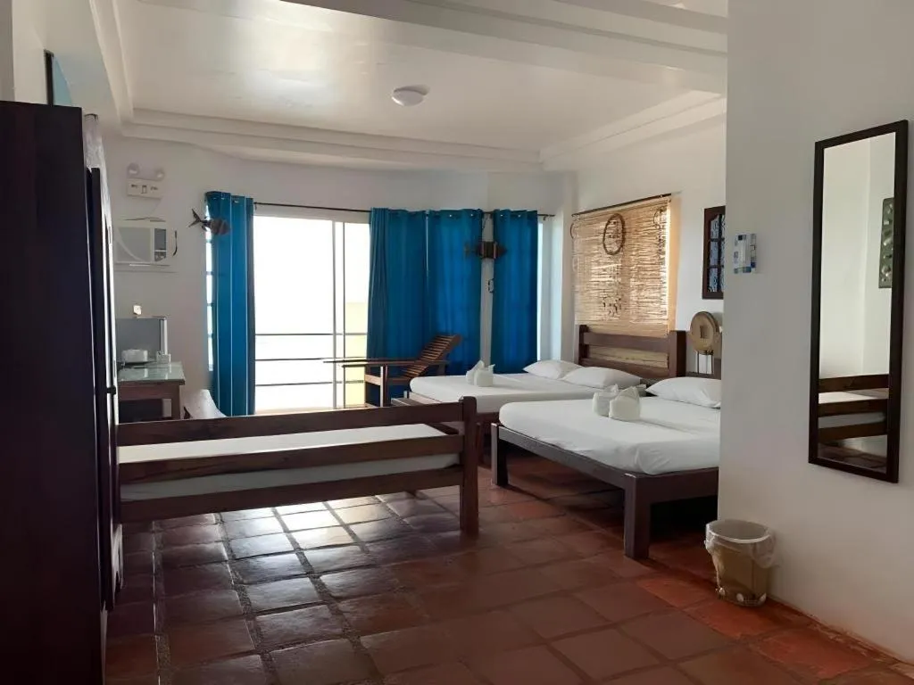 Bed in Blue Ocean Bohol Beachfront