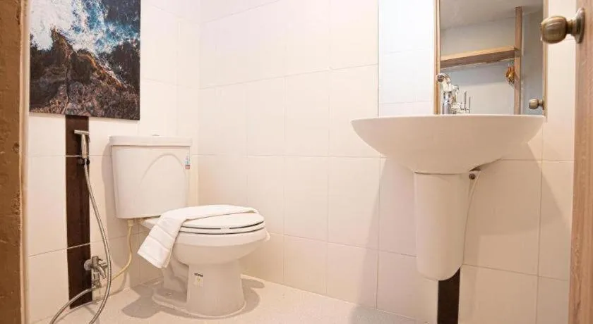 B2 Korat Night Market Boutique & Budget Hotel