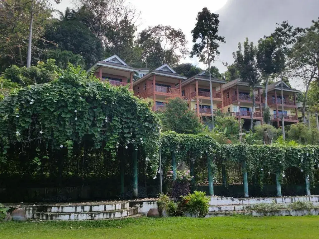 Gardens of Malasag Eco Tourism Village Gardens of Malasag Eco Tourism Village