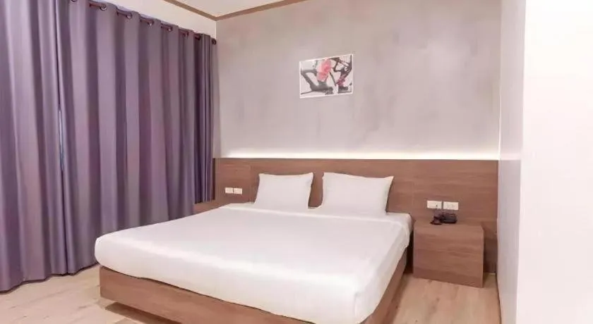 Bed in B2 Nakhon Si Thammarat Premier Hotel