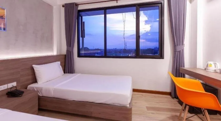 Bed in B2 Nakhon Si Thammarat Premier Hotel