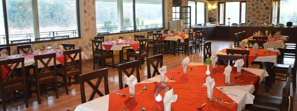 Pratiksha River Retreat