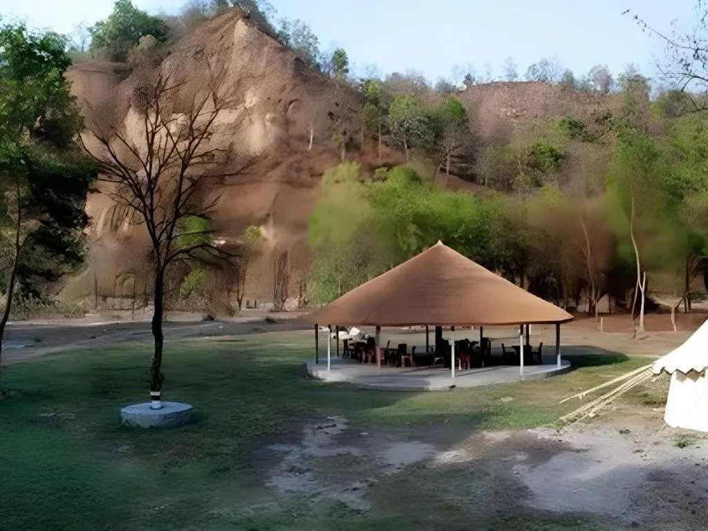 Pratiksha River Retreat