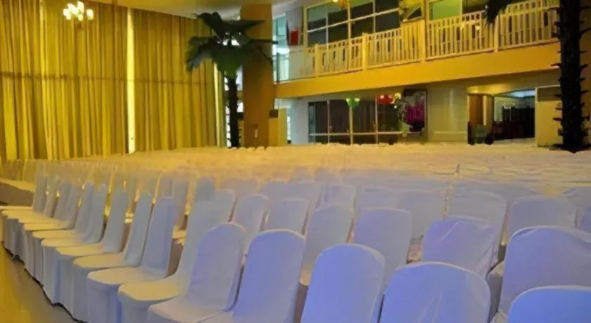 N Siri Resort & Hotel