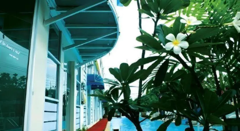 N Siri Resort & Hotel