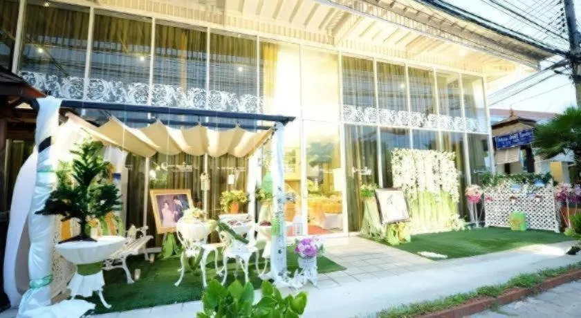 N Siri Resort & Hotel