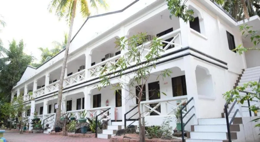 Villa Soledad Beach Resort