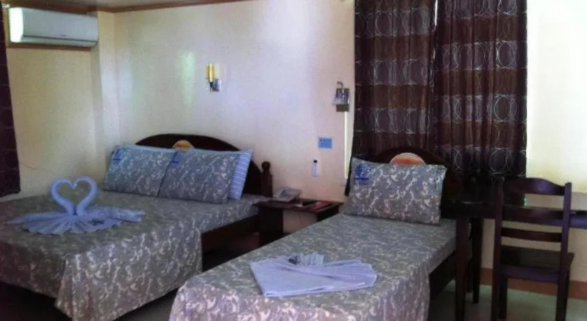 Bed in Raymen Beach Resort