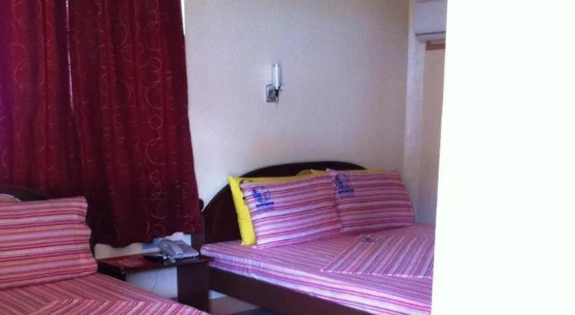 Bed in Raymen Beach Resort